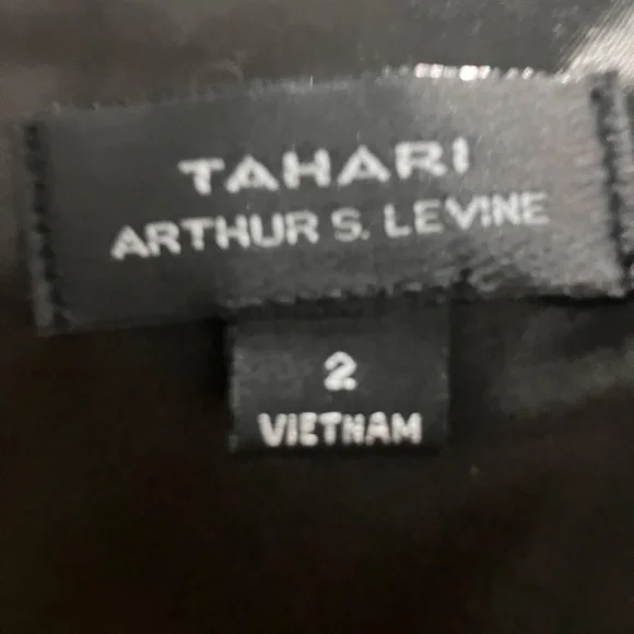 TAHARI Black, and white fitted dress - Picture 8 of 10